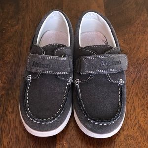 Apakpwa Kids Boys Loafers